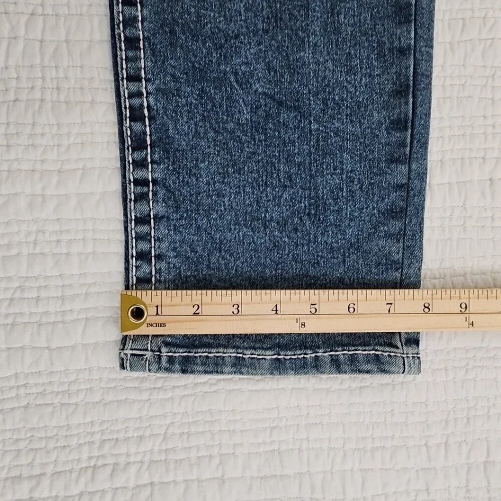 NEW True Religion Geno Big T Flap Jeans Men's 38x32 Blue Flap Relaxed Slim‎ NWT